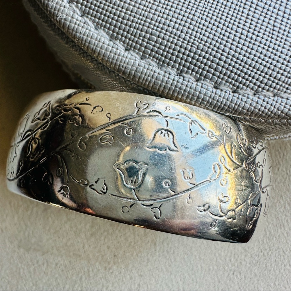 Vintage S. Kirk & Son Sterling Silver Floral Repoussé Cuff Bracelet – Size 159 - Picture 12 of 14